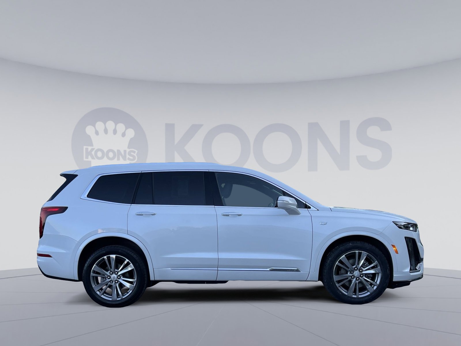Used 2023 Cadillac XT6 Premium Luxury AWD/4WD image 8