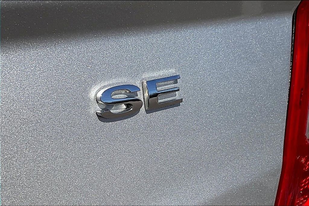 Used 2011 Ford Fusion SE w/ 201A Rapid Spec Order Code image 14