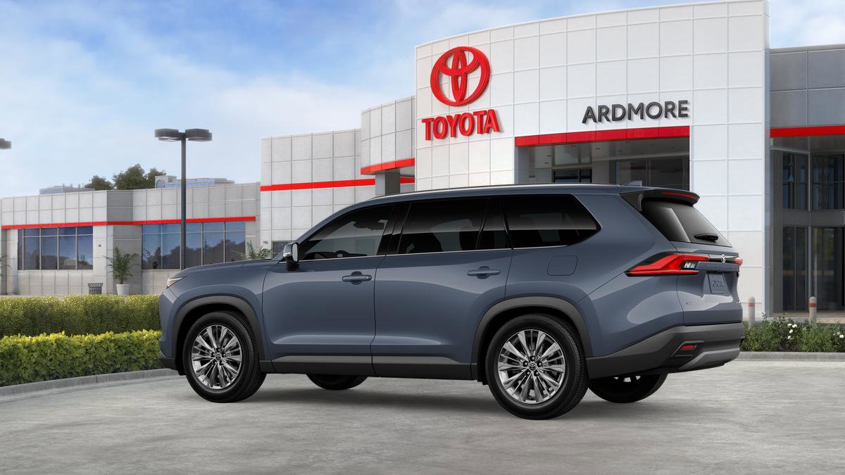 New 2026 Toyota Grand Highlander Platinum image 25