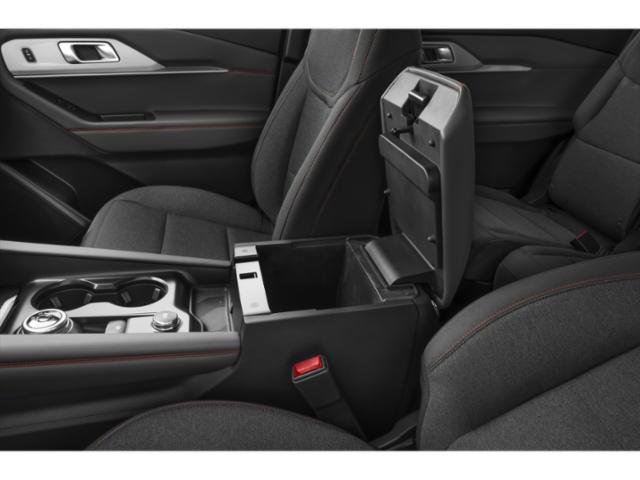 Used 2025 Ford Explorer Active AWD/4WD image 16