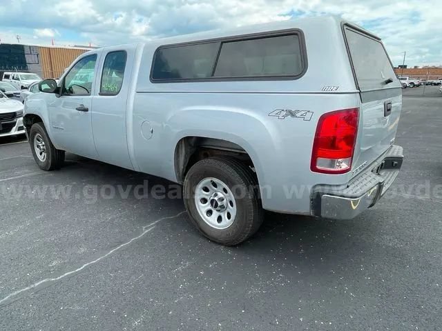 Used 2013 GMC Sierra 1500 W/T AWD/4WD image 5