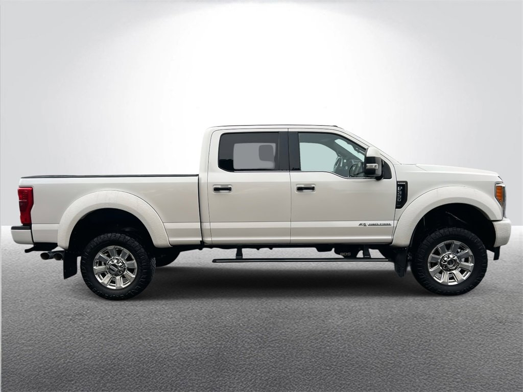 Used 2017 Ford F350 Platinum w/ Platinum Ultimate Package image 6