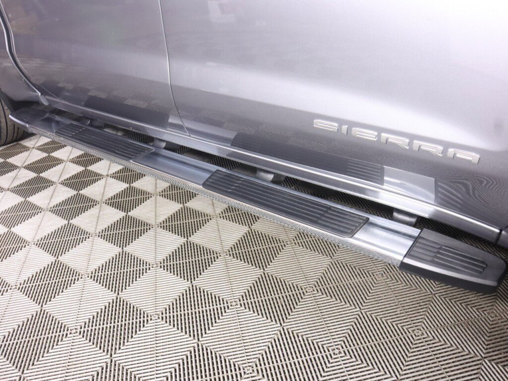 Used 2021 GMC Sierra 1500 SLT image 43