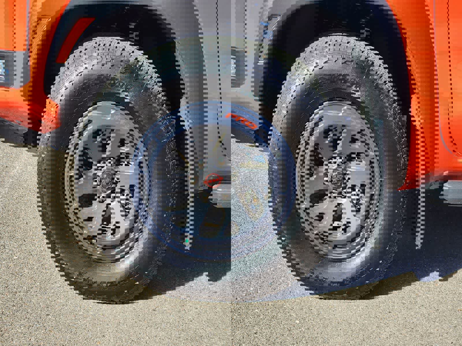 Used 2025 Nissan Frontier PRO-4X image 5