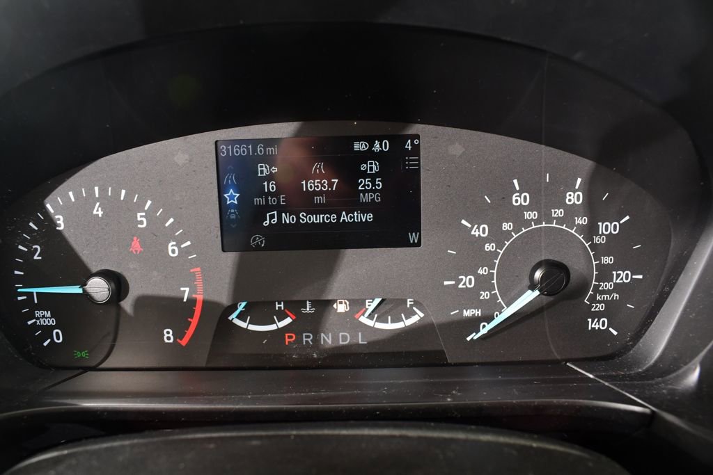 Used 2022 Ford Escape SE w/ SE Sport Appearance Package image 26