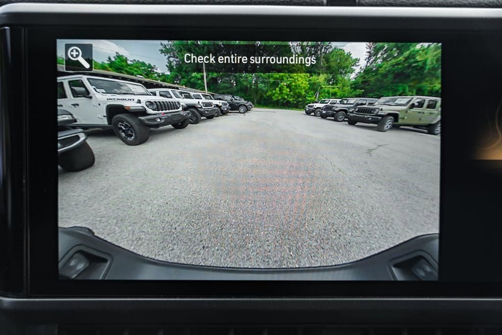 New 2025 Jeep Gladiator Sport AWD/4WD image 42