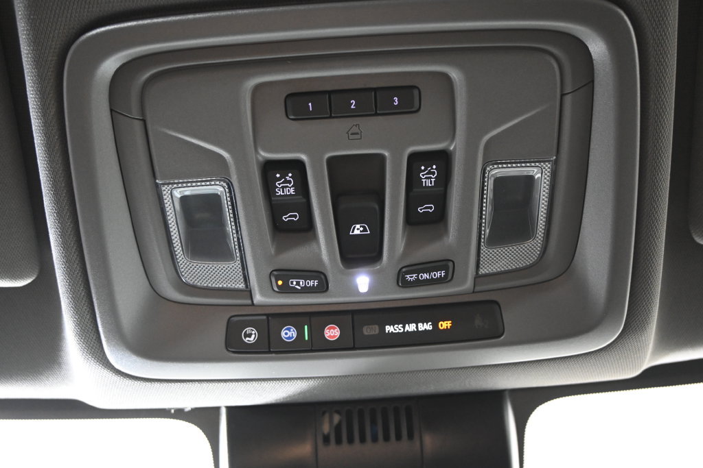 Used 2026 Chevrolet Silverado 3500 LTZ w/ LTZ Premium Package AWD/4WD image 34