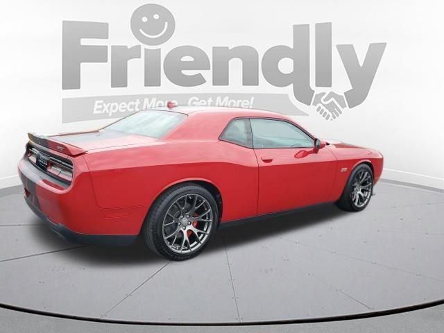 Used 2016 Dodge Challenger SRT w/ Technology Group RWD image 5