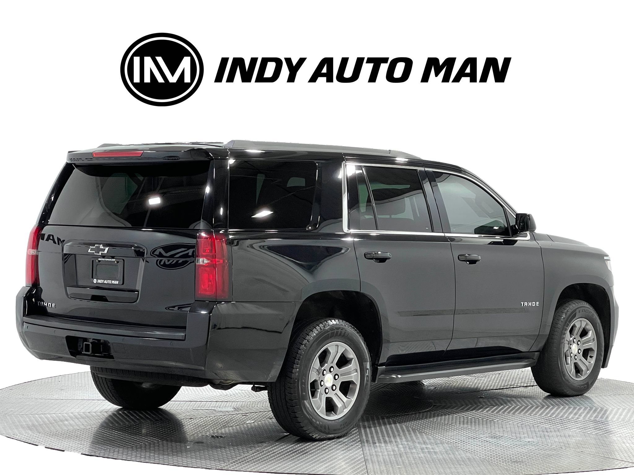 Used 2018 Chevrolet Tahoe LS w/ Max Trailering Package AWD/4WD image 4