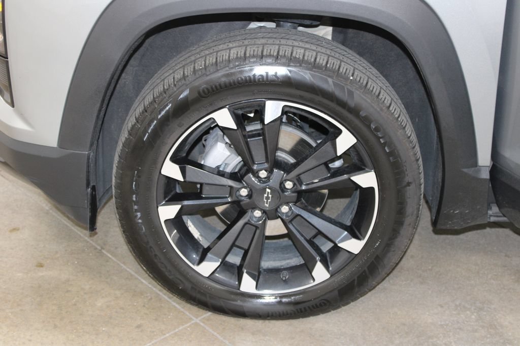 Used 2026 Chevrolet Equinox RS FWD image 47