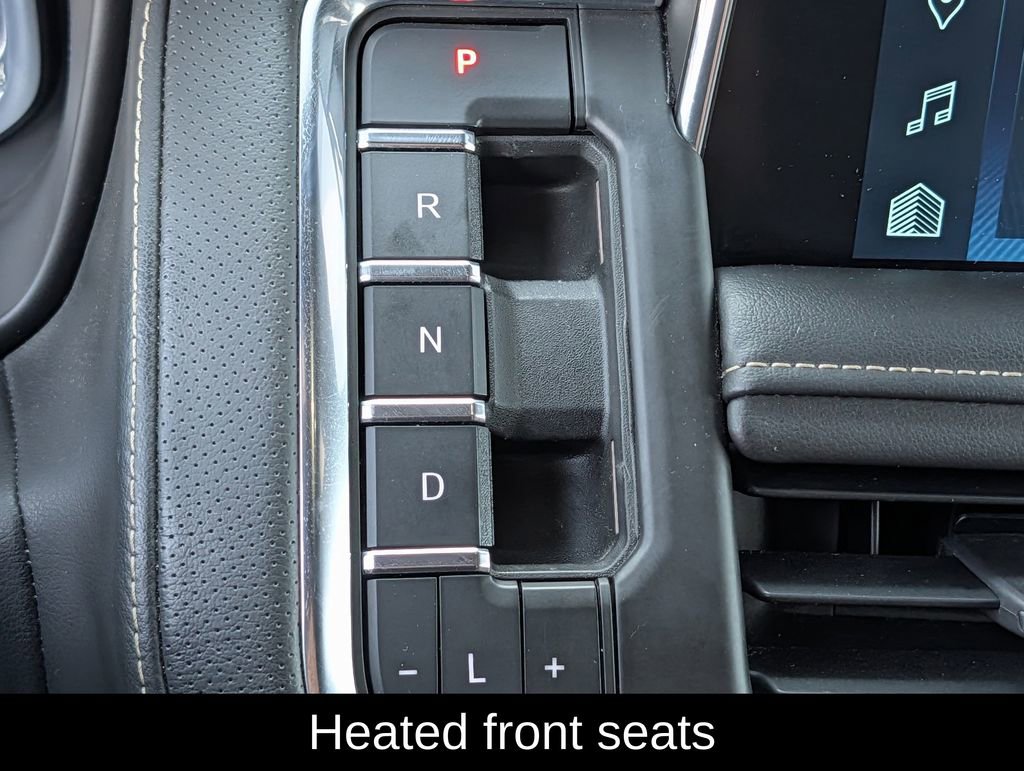 Used 2023 Chevrolet Suburban Premier RWD image 16