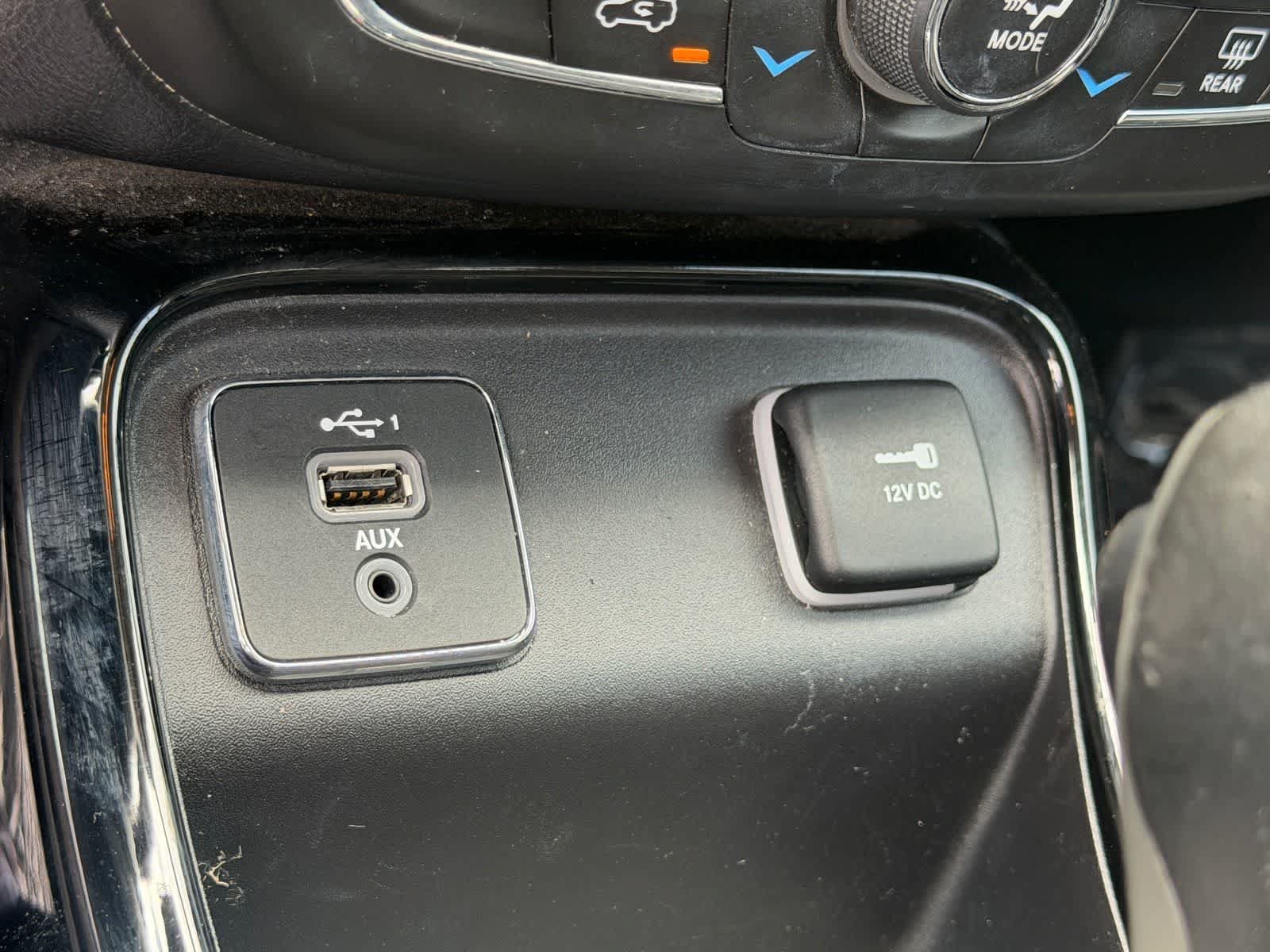 Used 2021 Jeep Compass Latitude w/ Sun and Sound Group FWD image 29