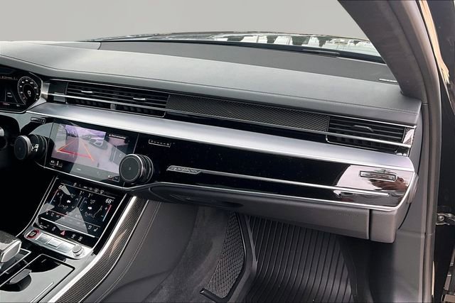 Used 2024 Audi S8 w/ S8 Comfort Plus Package AWD/4WD image 16