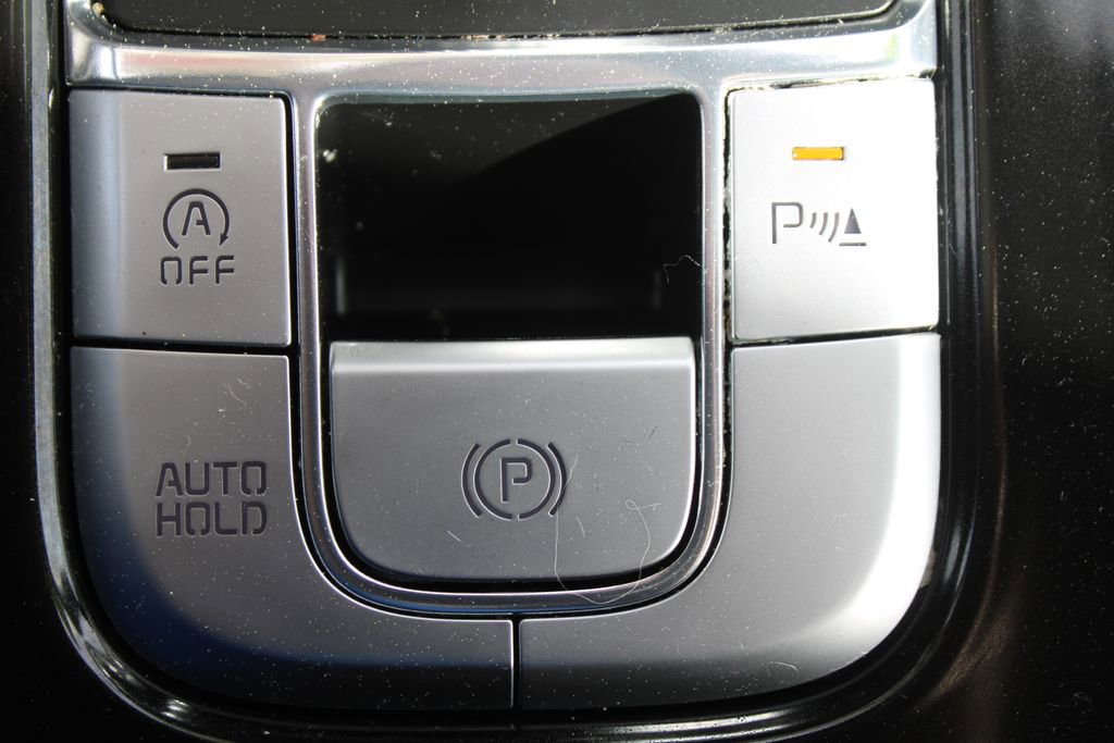 Certified 2024 Kia Telluride EX w/ EX Captain's Chair Package image 41