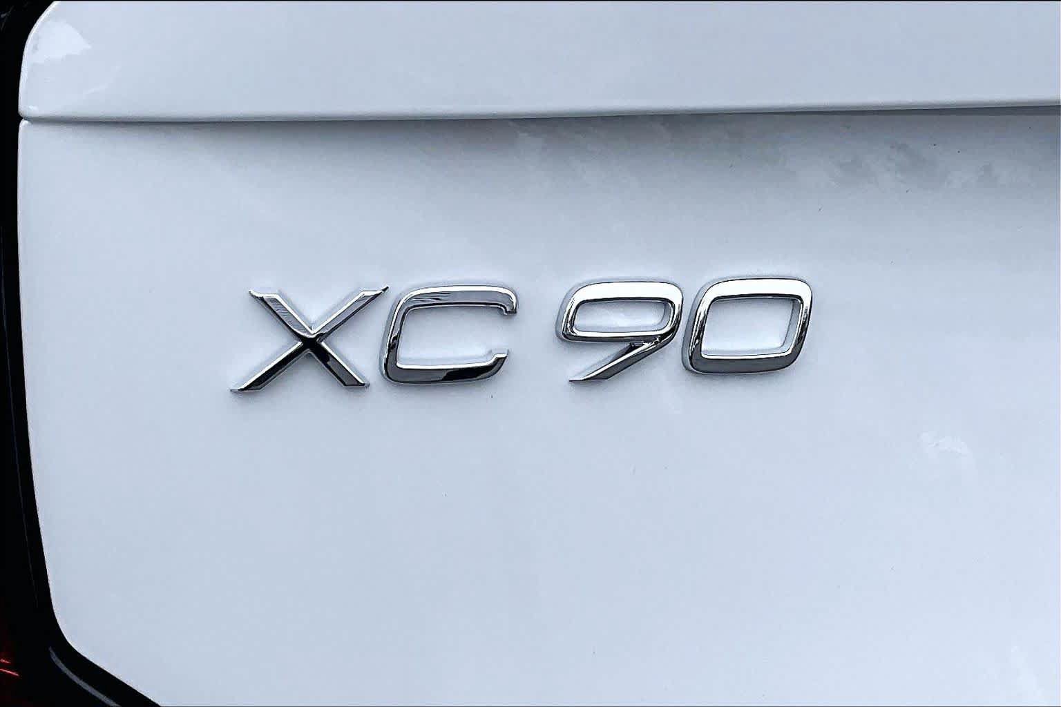 New 2026 Volvo XC90 B6 Plus w/ Protection Package Premier AWD/4WD image 5