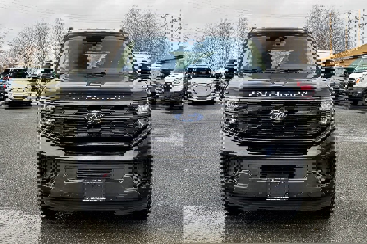 Used 2025 Ford Expedition Max Active image 8