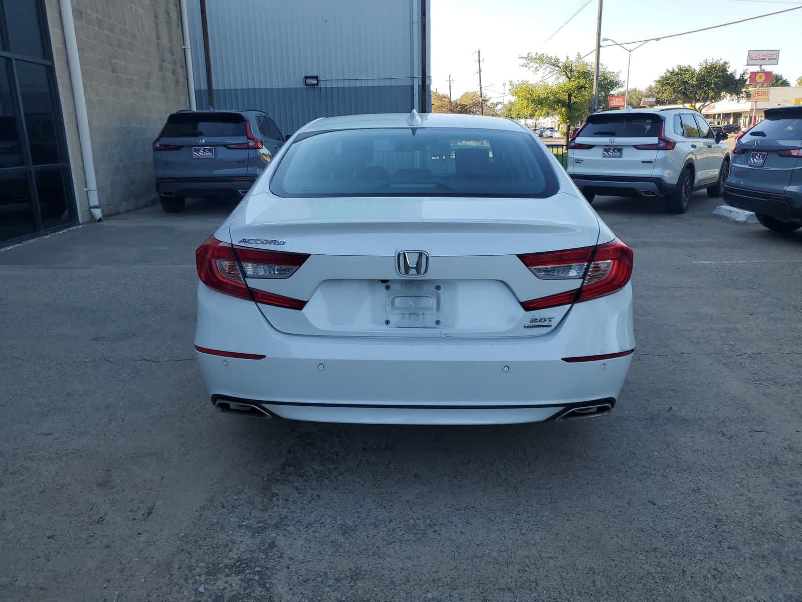 Used 2022 Honda Accord Touring image 5