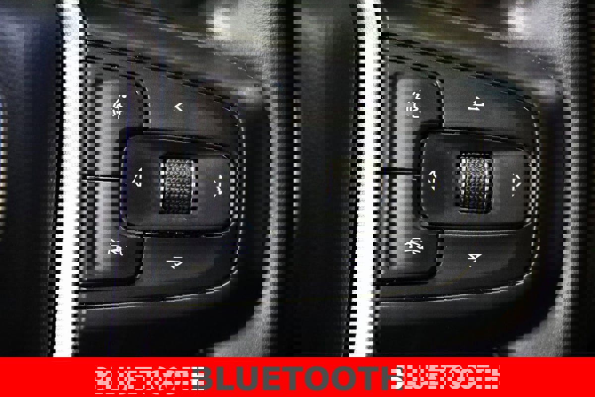 Used 2025 GMC Sierra 2500 SLE w/ SLE Convenience Package image 18