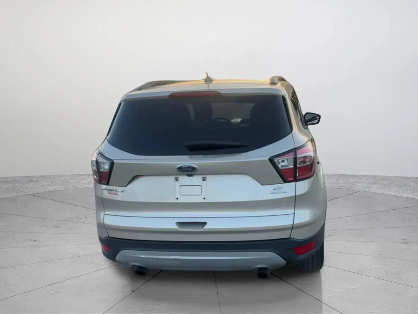 Used 2018 Ford Escape SE FWD image 13