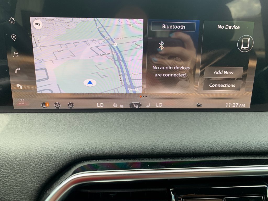 New 2025 Nissan Armada SL w/ Captain's Chari Seat Package image 13