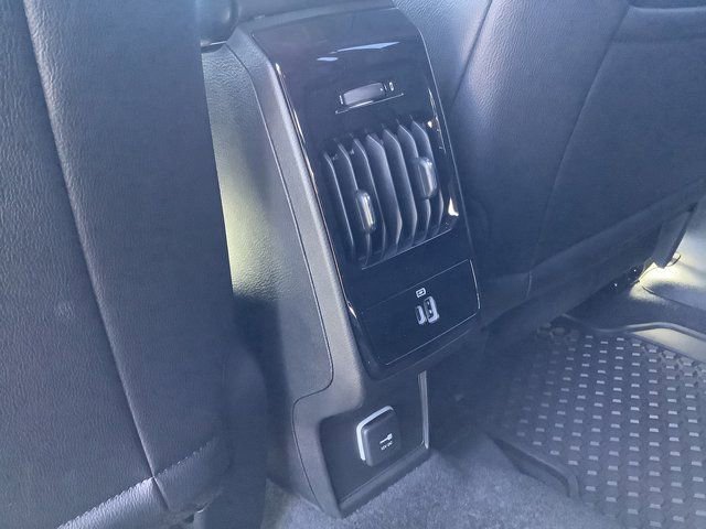 New 2025 Jeep Compass Latitude w/ Sun & Sound Group AWD/4WD image 26