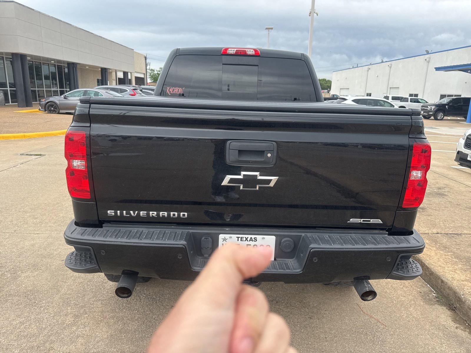 Used 2018 Chevrolet Silverado 1500 LT w/ All Star Edition AWD/4WD image 4