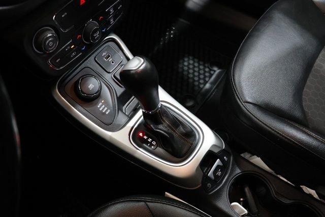 Used 2020 Jeep Compass Latitude w/ Cold Weather Group image 27