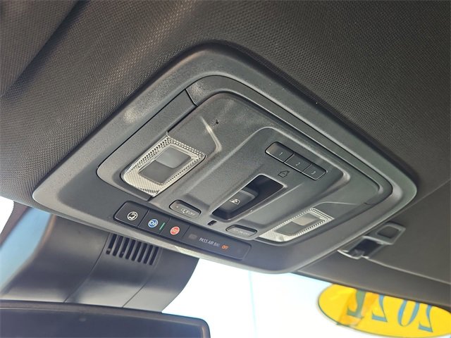 Used 2022 Chevrolet Silverado 1500 ZR2 image 27