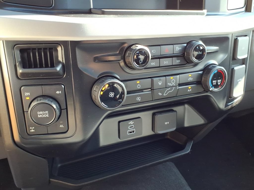New 2027 Ford F250 XL w/ STX Appearance Package AWD/4WD image 21
