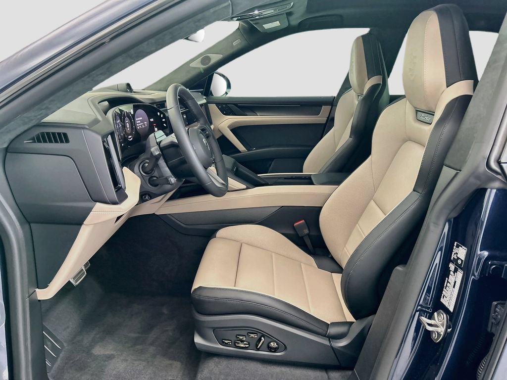 New 2026 Porsche Cayenne Turbo AWD/4WD image 5