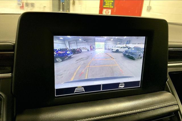 Used 2022 Chevrolet Tahoe 4WD image 21