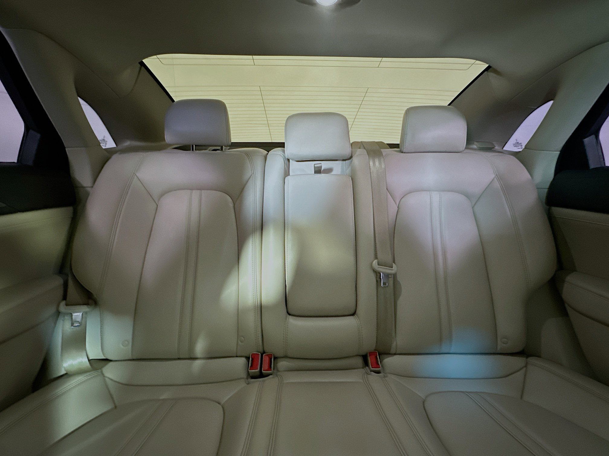 Used 2019 Lincoln MKZ Premiere image 28