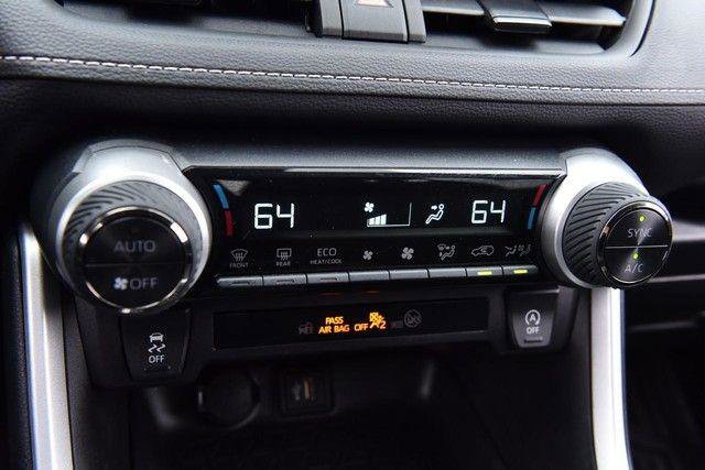 Used 2025 Toyota RAV4 XLE image 15