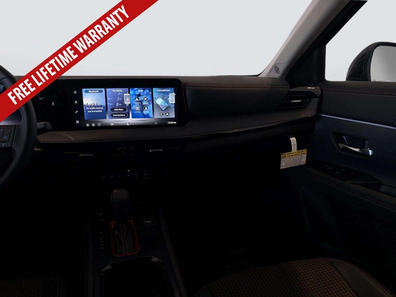 New 2026 Nissan Kicks SR FWD image 22