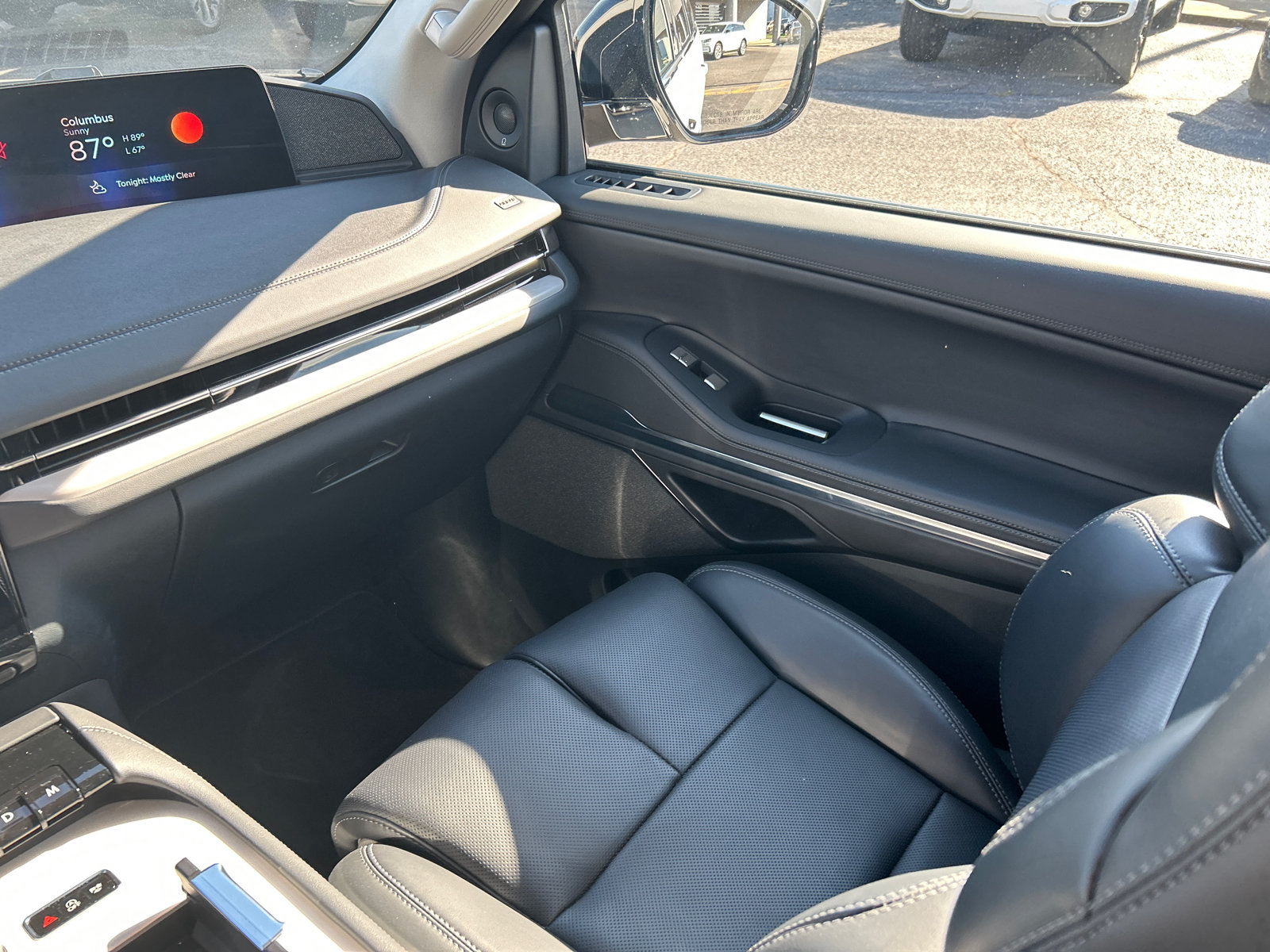 New 2026 Lincoln Navigator Reserve AWD/4WD image 34