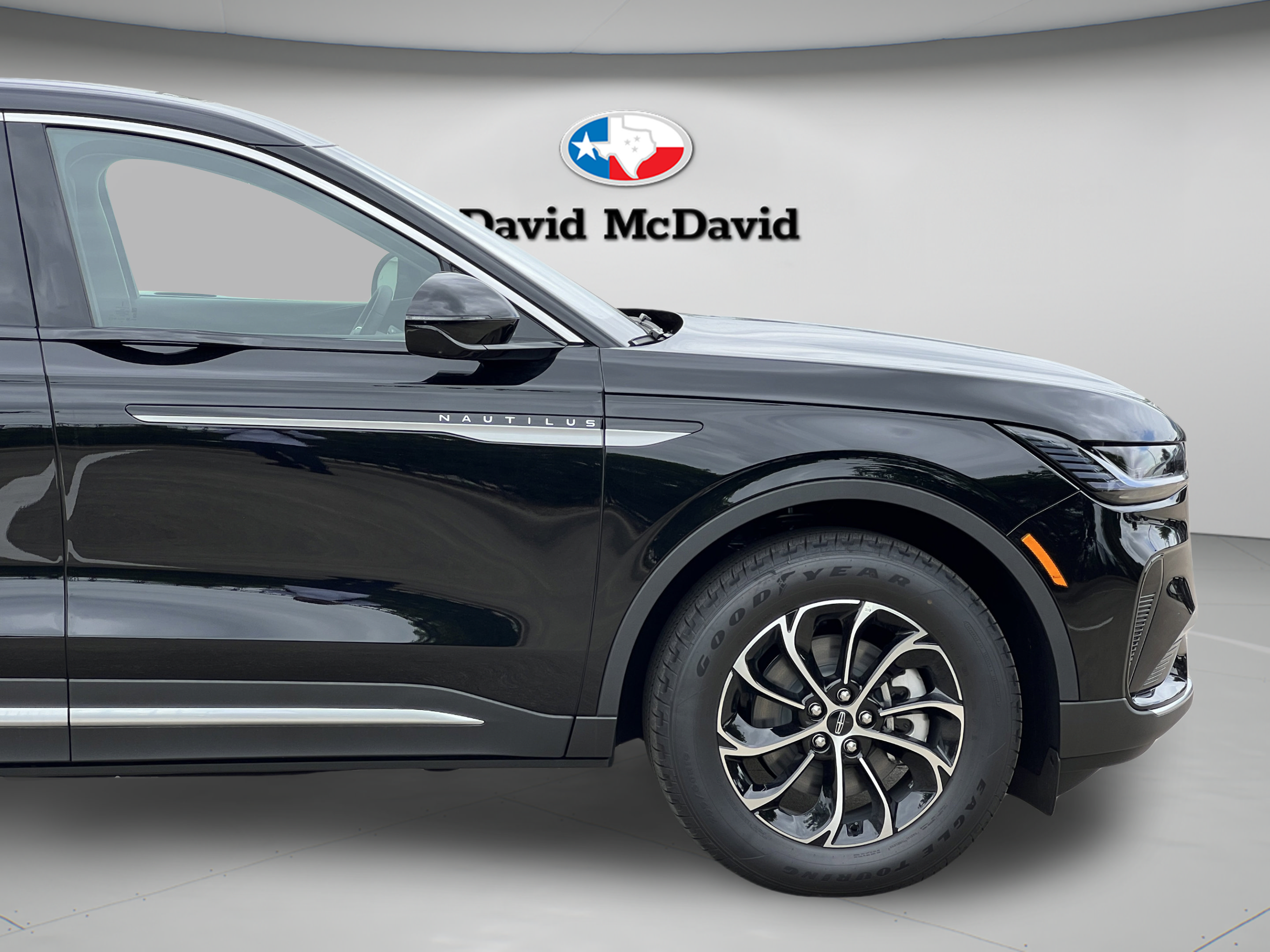 New 2026 Lincoln Nautilus Premier w/ Equipment Group 102A AWD/4WD image 32