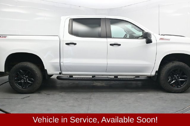 Used 2023 Chevrolet Silverado 1500 LT Trail Boss w/ Protection Package AWD/4WD image 9