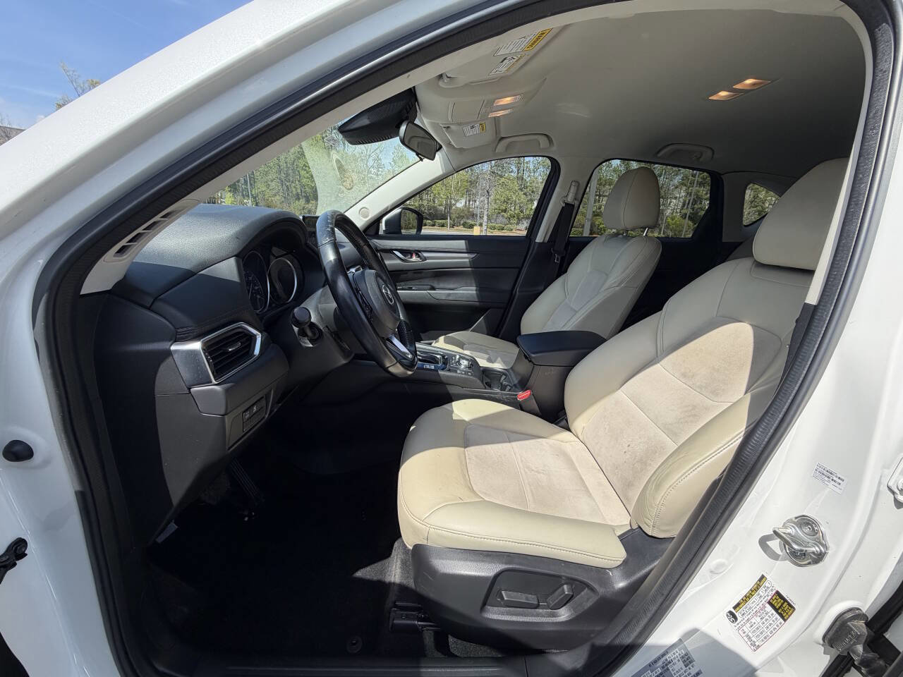 Used 2018 MAZDA CX-5 Touring image 11