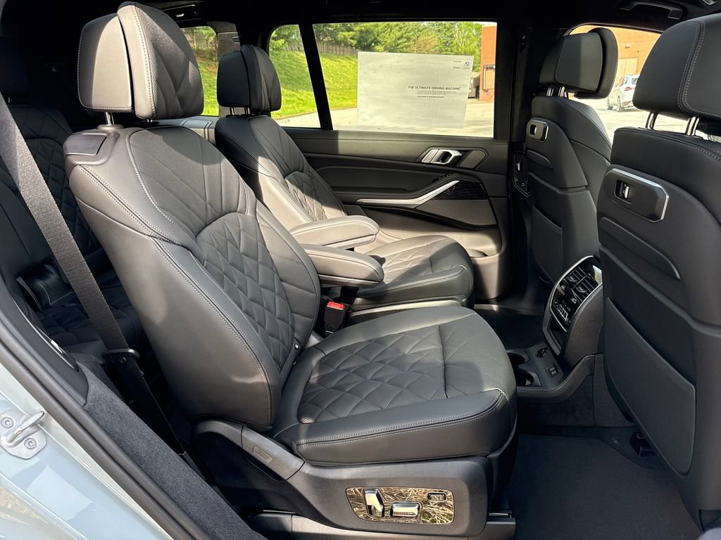 New 2026 BMW X7 xDrive40i image 26