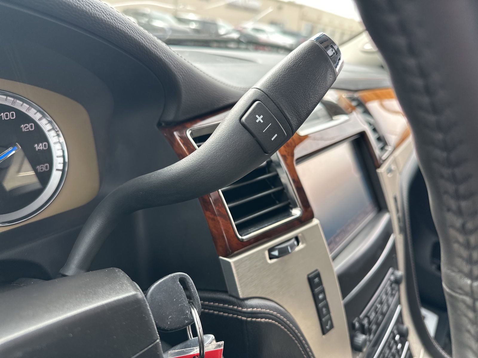 Used 2014 Cadillac Escalade ESV Platinum AWD/4WD image 55