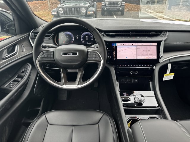 New 2026 Jeep Grand Cherokee Limited w/ Limited Altitude Package AWD/4WD image 21