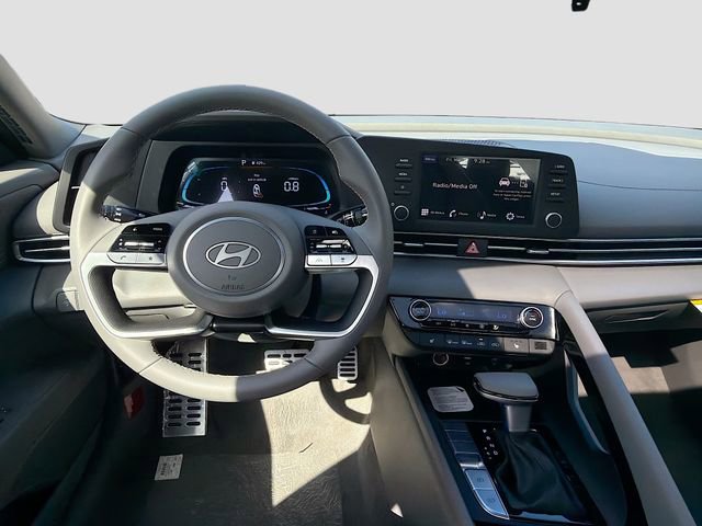New 2026 Hyundai Elantra SEL Sport image 23