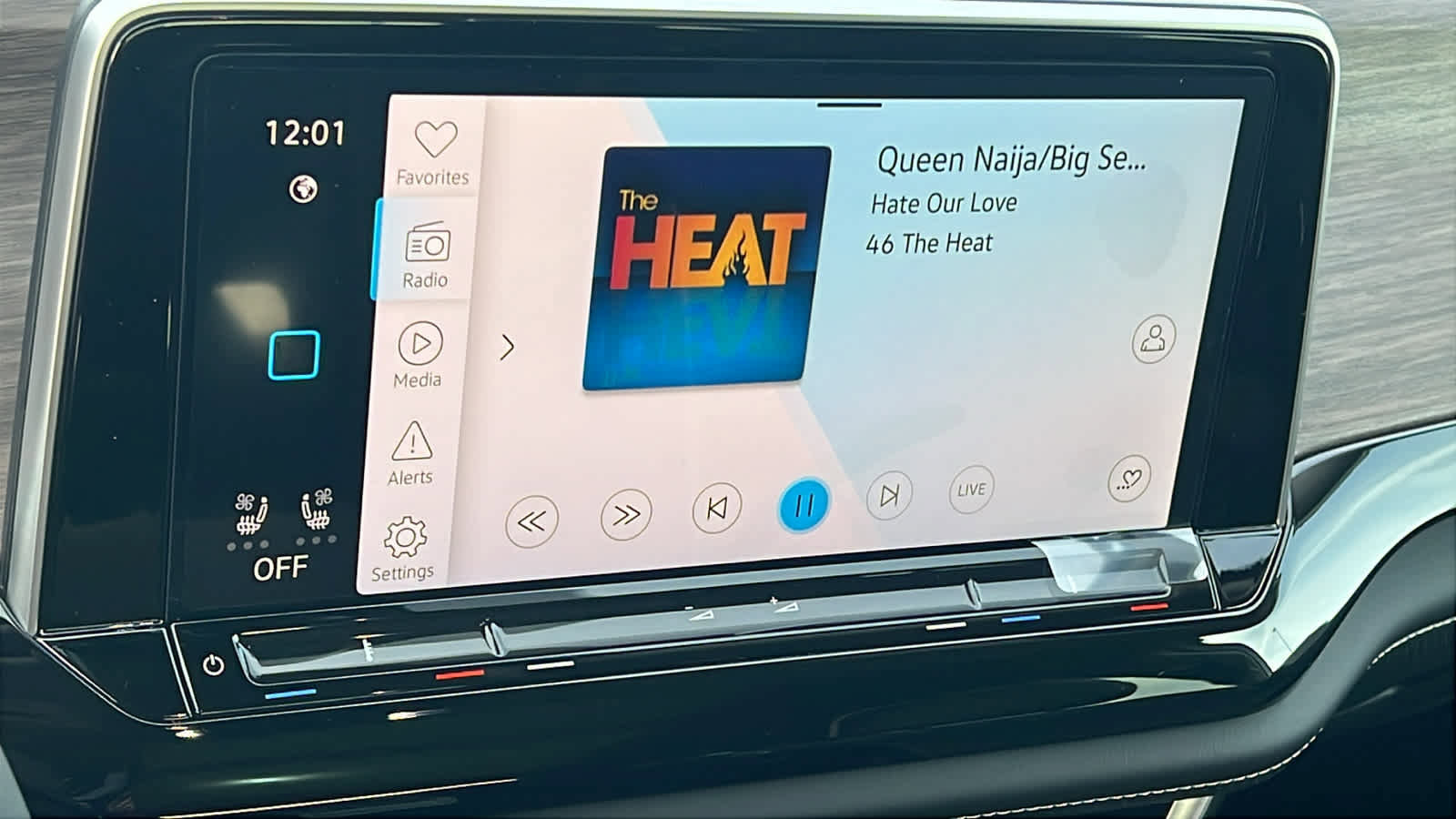 New 2026 Volkswagen Atlas SEL Premium R-Line image 15