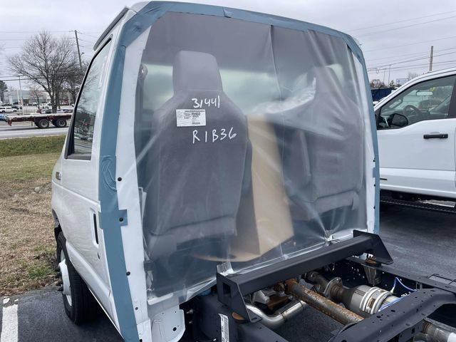 New 2026 Ford E-350 and Econoline 350 Super Duty w/ Driver's Safety Package image 4