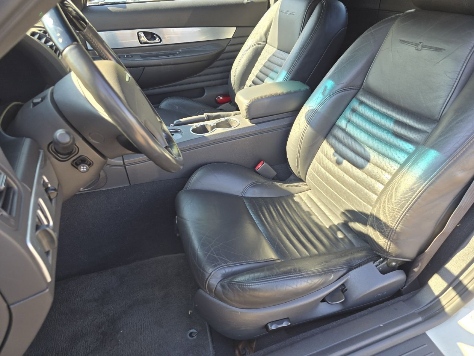 Used 2002 Ford Thunderbird image 13