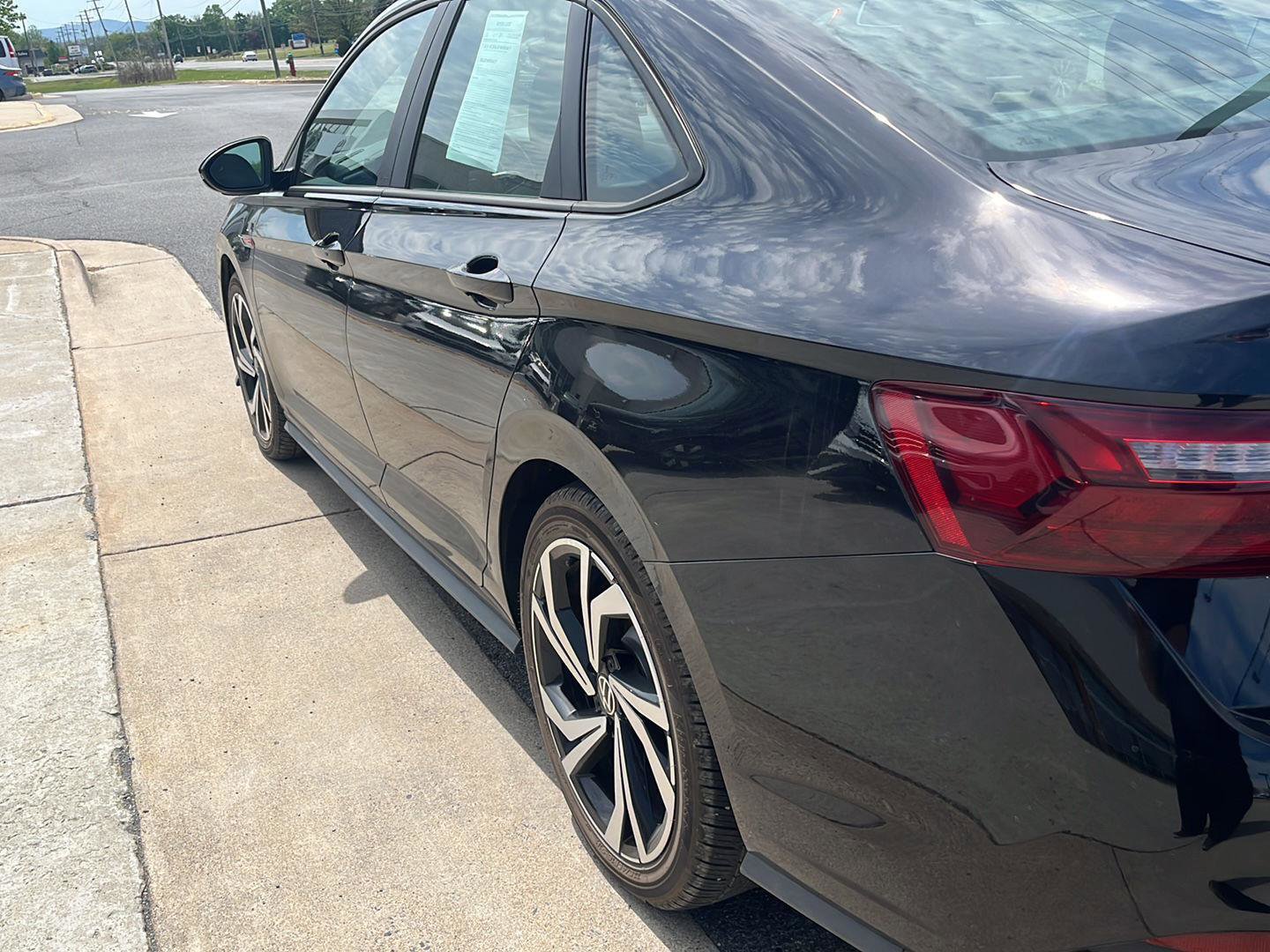 Used 2023 Volkswagen Jetta GLI Autobahn image 18