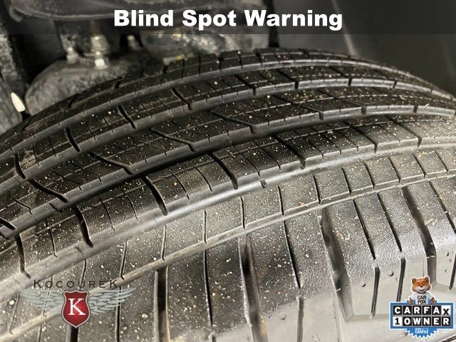 Used 2024 Nissan Frontier SV w/ SV Convenience Package image 9