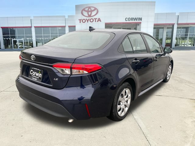 Used 2025 Toyota Corolla LE FWD image 5