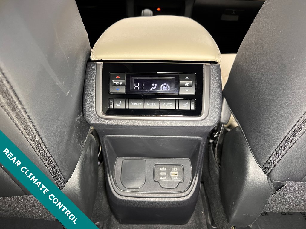 Used 2024 Subaru Ascent Limited w/ Technology Package image 13