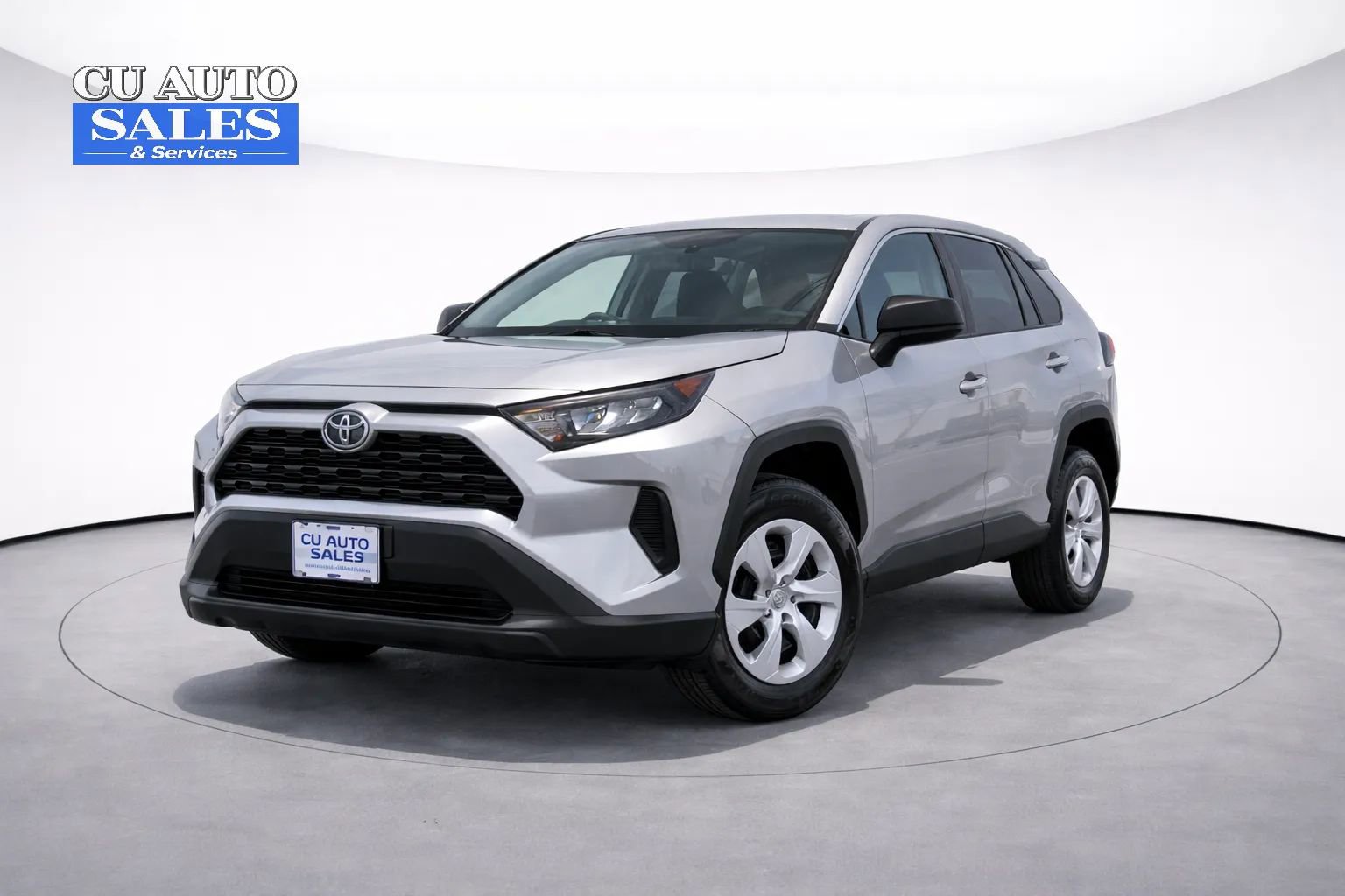 Used 2022 Toyota RAV4 LE AWD/4WD image 3